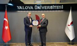 YÖK Yürütme Kurulu Üyesi Mahmut Ak’tan Üniversite ve Tıp Fakültesi Ziyareti