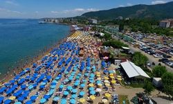 Çınarcık Nüfusu Yazın 10 Katına Çıkıyor: Doluluk Oranı %90'ı Aştı