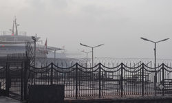 İstanbul'da Sis Engeli: Bazı Vapur Seferleri İptal Edildi!