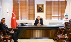 Yalova Valisi Dr. Ahmet Hamdi Usta’dan İl Dışına Atanan ve Görevini Tamamlayan İsimlere Kabul