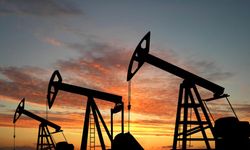 Petrol Hürmüz Boğazı Umuduyla Yüzde 2 Geriledi