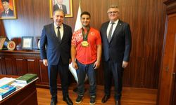 Yalova Üniversitesi Öğrencisi Yakup Emre Budak’tan Zürih’te 2 Altın, 1 Bronz