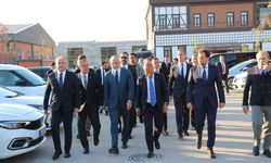 BAKAN IŞIKHAN YALOVA OSB’DE İŞ DÜNYASIYLA BULUŞTU