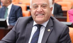Tahsin Becan’dan 29 Ekim Mesajı: Cumhuriyet Geleceğimizin Teminatıdır