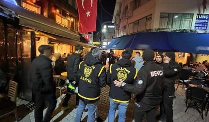Kafeler Bölgesi’nde Polis Denetimi: 23 İşletme Kontrol Edildi, 302 Kişiye GBT Sorgusu