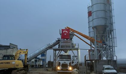 Hınıs’a Beton Santrali Yatırımı: Şiyar Bahtiyar Eren Verdiği Sözü Tuttu