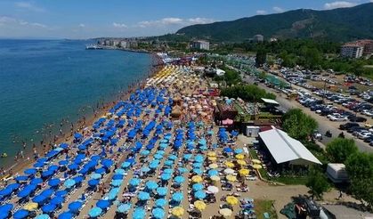 Çınarcık Nüfusu Yazın 10 Katına Çıkıyor: Doluluk Oranı %90'ı Aştı