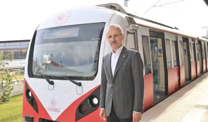 30 Ağustos Zafer Bayramı'nda Ulaşım Ücretsiz! Hangi Hatlar Kapsamda? Ulaştırma Bakanı Uraloğlu Açıkladı