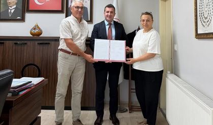 Yalova'da Bir Çocuk Daha Koruyucu Ailesine Kavuştu