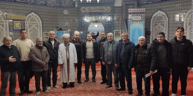 Teravih namazlarında bir ilk gerçekleştirdiler