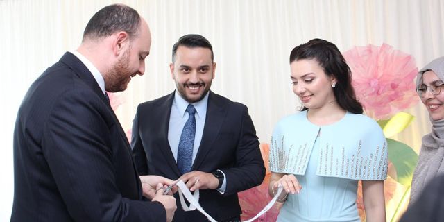 AK Parti Yalova Heyeti Genç Çiftin Nişan Merasimine Katıldı