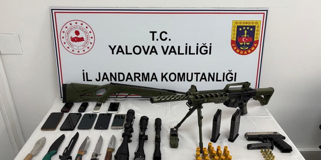 Yalova’da DEAŞ Operasyonu: 6 Şüpheli Yakalandı, Çok Sayıda Silah Ele Geçirildi