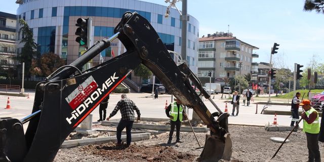 Trafik Rahatlayacak: Yalova’da Kritik Kavşakta Düzenleme Çalışması Başladı
