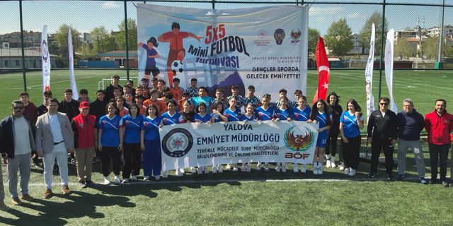 Lise Öğrencileri Sahada Buluştu: Terörle Mücadele Şubesi ve Gençlik Spor İş Birliğiyle Unutulmaz Turnuva