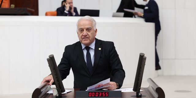 Becan: “19 Mayıs Gençlik ve Spor Bayramını tebrik ederim”