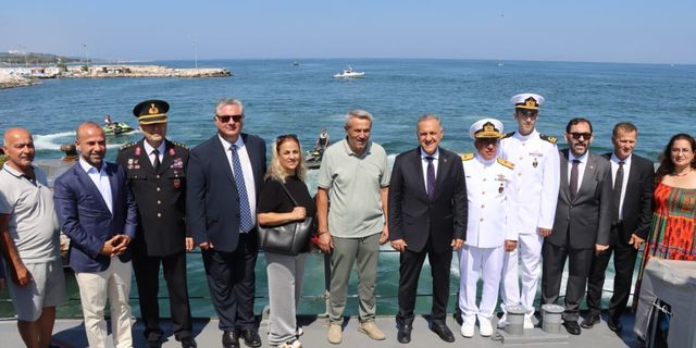 Yalova’nın 105. Kurtuluş Yıl Dönümünde Bir İlk: Jetski Gösterisi Büyük Beğeni Topladı