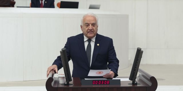 Tahsin Becan’dan CHP’nin 103. Kuruluş Yıl Dönümünde Mesaj
