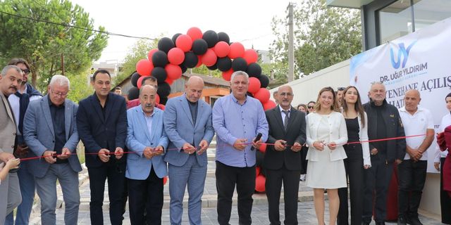 Dr. Uğur Yıldırım’ın Muayenehanesi Törenle Açıldı