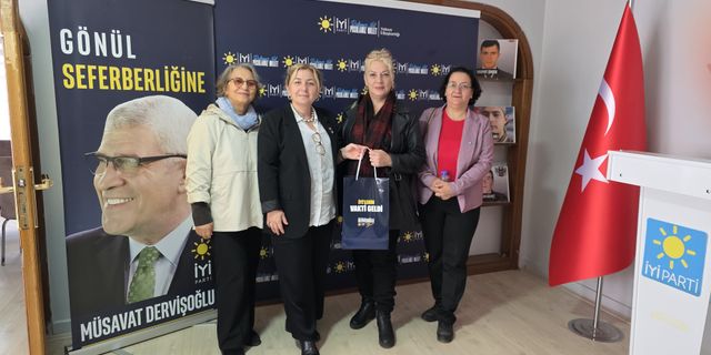 İYİ Parti Yalova Teşkilatları Sahada: “Çat Kapı Gidiyoruz”