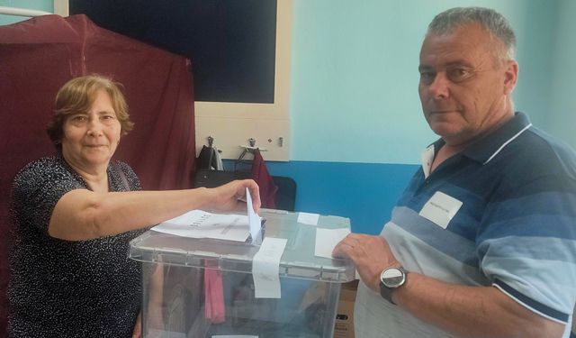 Çifte vatandaşlar Bulgaristan seçimleri için sandık başında