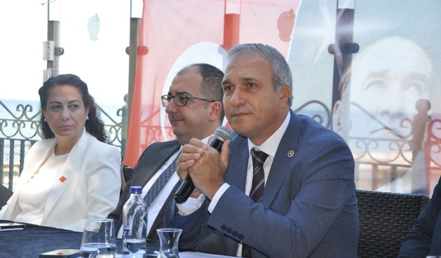 CHP’nin düzenlediği Eğitim Maratonu Yalova’da