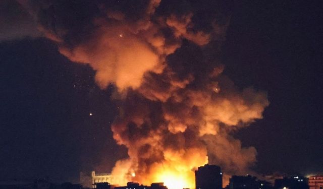 Lübnan'da Son Durum Beyrut Bombardıman Altında