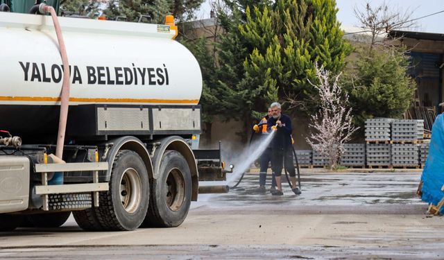 Yalova Belediyesi’nden Sanayi Sitesinde Kapsamlı Temizlik!