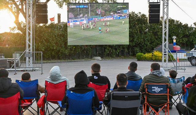Yalova’da UEFA Final Coşkusu