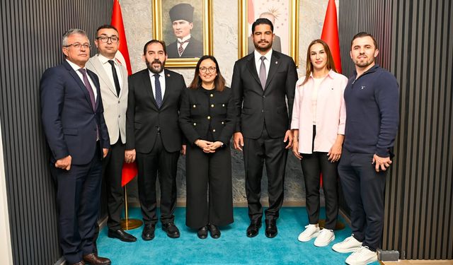 Şampiyonlardan Vali Kaya’ya Ziyaret