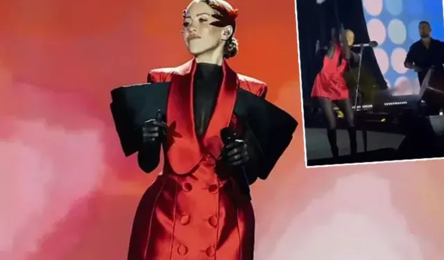 Derya Uluğ’a Sahnede Saldırı