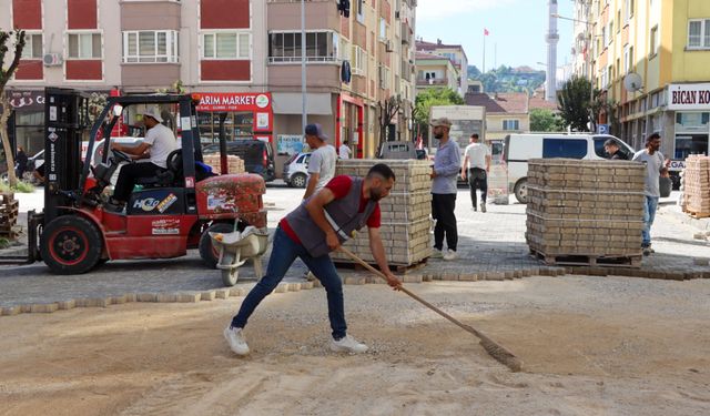 Yalova’da Parke Yol Çalışmaları Sürüyor