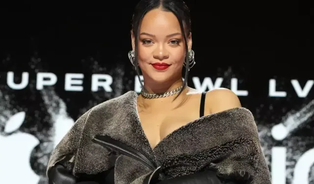 Rihanna’dan Met Gala’da Hamilelik Sürprizi