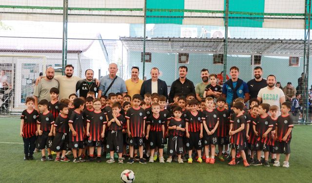 Adil Yele’den Futbol Akademisi’ne Ziyaret
