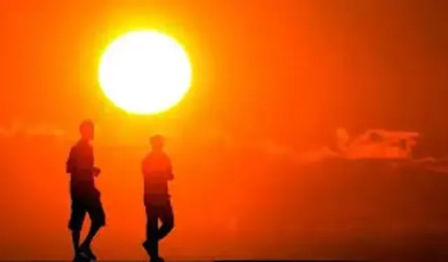 Türkiye'yi Kavuracak Yeni Sıcaklık Rekorları Yolda: Meteoroloji'den Kritik Uyarı!