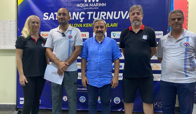 İl Başkanı Osman Kendir, Yalova Kent Oyunları Satranç Turnuvası’nda Oğluyla Aynı Masada Buluştu
