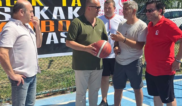 Başkan Kurt’tan Gençlere Basketbol Desteği