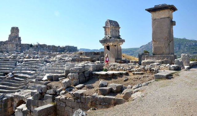 Türkiye Turizmi 2025’te Zorlu Sınavda: Pahalılık, Güvenlik Endişesi ve Personel Krizi Geleceği Tehdit Ediyor