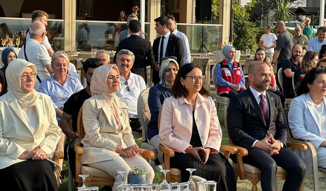 Bakan Göktaş, Yalova’da Nikâh Şahitliği Yaptı