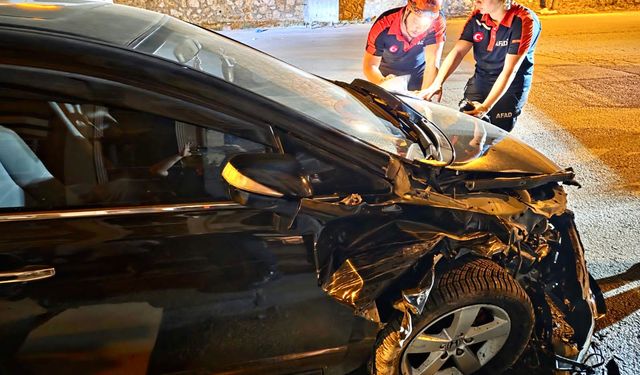 Çınarcık Harmanlar Mevkiinde Trafik Kazası: Yaralı Vatandaş Kurtarıldı