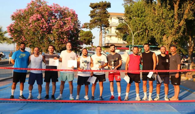 Çiftlikköy’de Ayak Tenisi Turnuvası Renkli Görüntülere Sahne Oldu