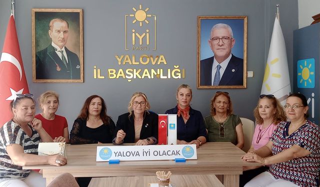 İYİ Parti’den Kadın Cinayetlerine Karşı Eş Zamanlı Basın Açıklaması