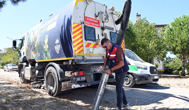 Paşakent Mahallesi’nde Temizlik ve Bakım Seferberliği: Parklar Yenilendi, Sokaklar Temizlendi