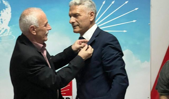 Altınova’da İlçe Başkanlığı Görev Değişimi