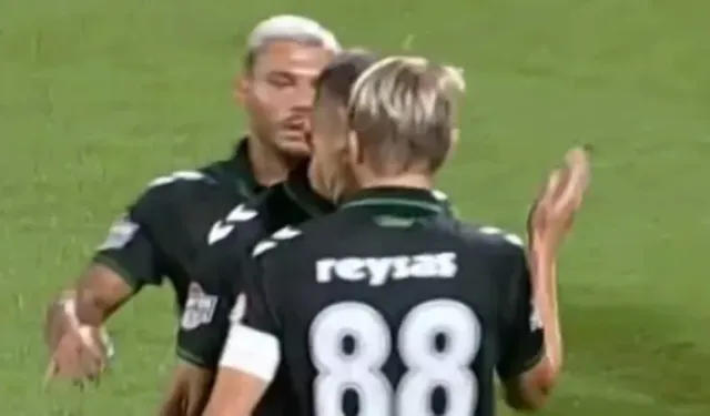 Caner Erkin Takım Arkadaşına Tokat Attı, Kadro Dışı Kaldı