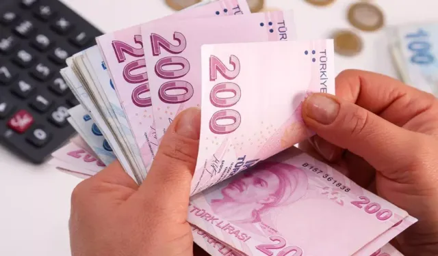 Memur ve Emekliler İçin 2026 Zam Beklentisi Açıklandı