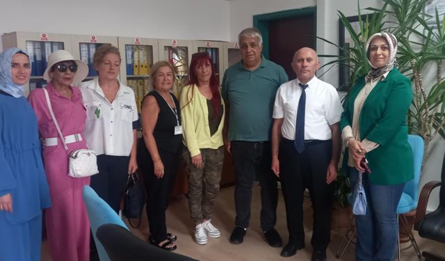 Çiftlikköy Emekliler Derneği’nden Örnek Davranış: “Bir Çocuk da Sen Giydir” Kampanyasıyla 30 Çocuğun Yüzü Güldü