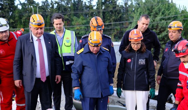 AFETLERE KARŞI DAYANIŞMA: YALOVA BELEDİYESİ TAM KADRO TATBİKATTA