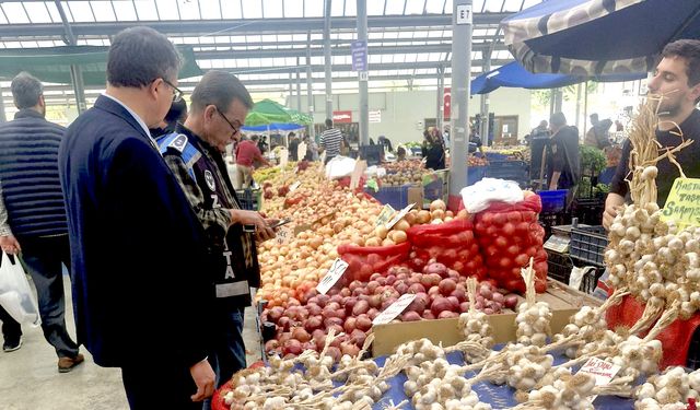 Yalova Belediyesi’nden Pazar Yerleri ve Marketlere Sıkı Denetim