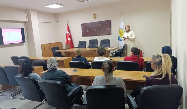 Çınarcık’ta Meme Kanseri Farkındalık Semineri: Erken Teşhis Hayat Kurtarıyor