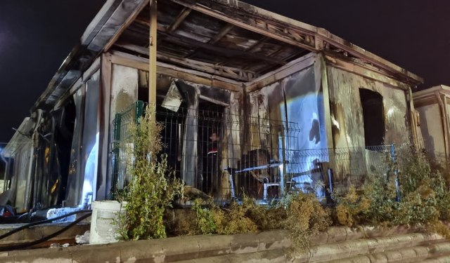 Yalova’da Konteyner Kentte Yangın: Ekiplerin Hızlı Müdahalesi Felaketi Önledi